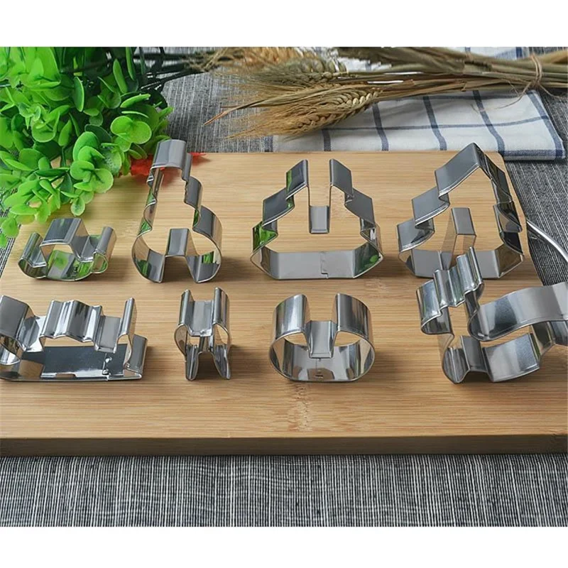 8 Pcs 3D Food-grade Christmas Cookie Cutter Set Stainless Steel Cookie Biscuit Mould Decoration