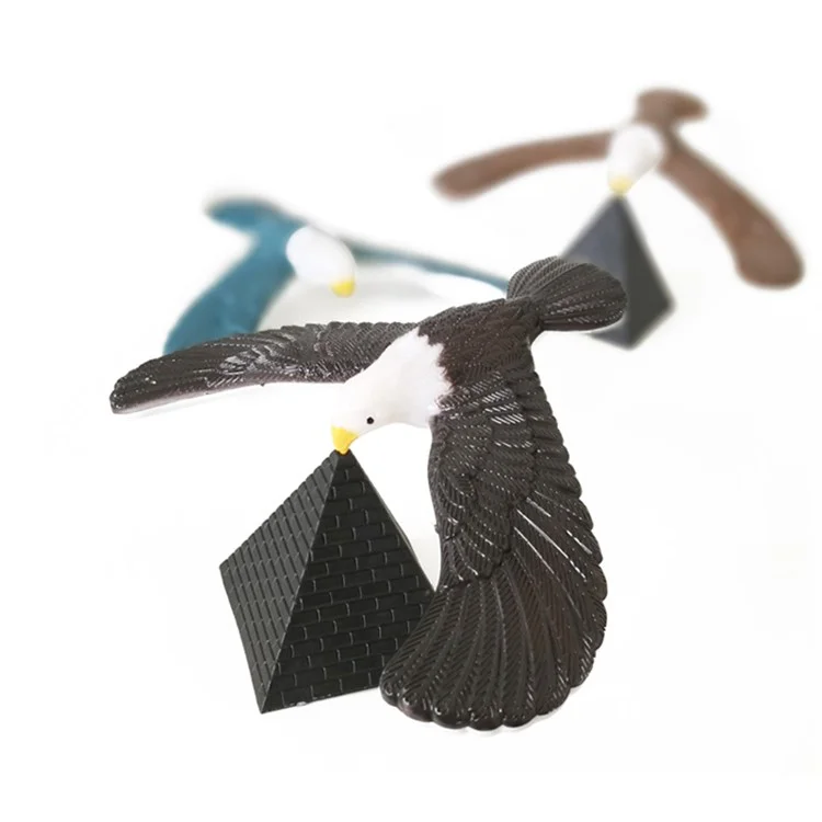 Balance Eagle Bird mit Pyramidensockel Magic Toy Keep Balance Lernspielzeug für Zuhause und Büro - Schwarz