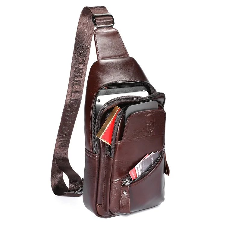 BULLCAPTAIN 0127 Bolso de pecho grande de cuero de vaca de primera capa con puerto de carga USB - Café