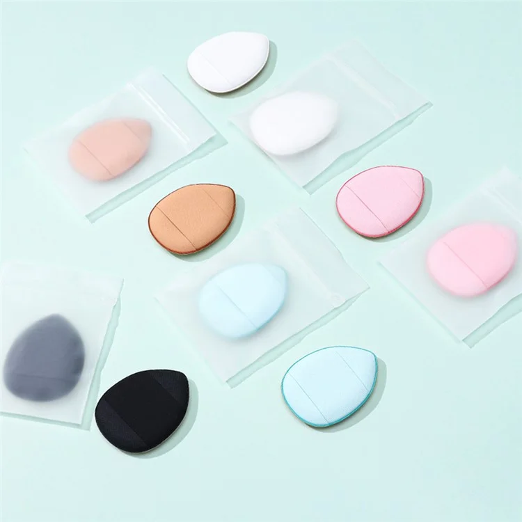 Mini Puff de Maquillage en Cuir PU Souple + Coussin Éponge de Beauté Pied Supporte l'Utilisation à Sec et Humide - Couleur Aléatoire