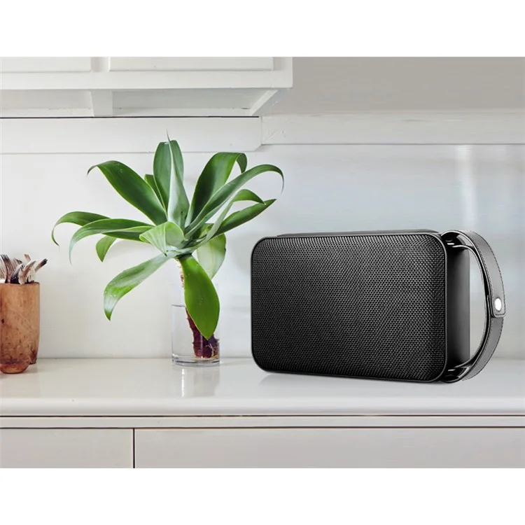 JOYROOM M10 Portable 8800mAh Power Bank Wireless Bluetooth Speaker Support Hands-free Call/TF Card/AUX-in