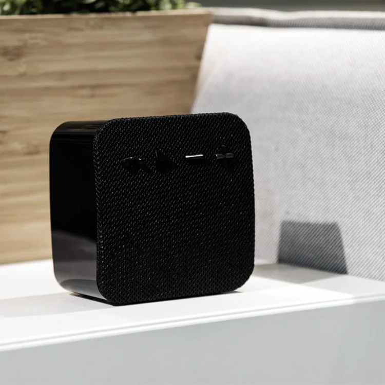 REMAX M18 Portable Wireless Bluetooth Hands-free Speaker - Black