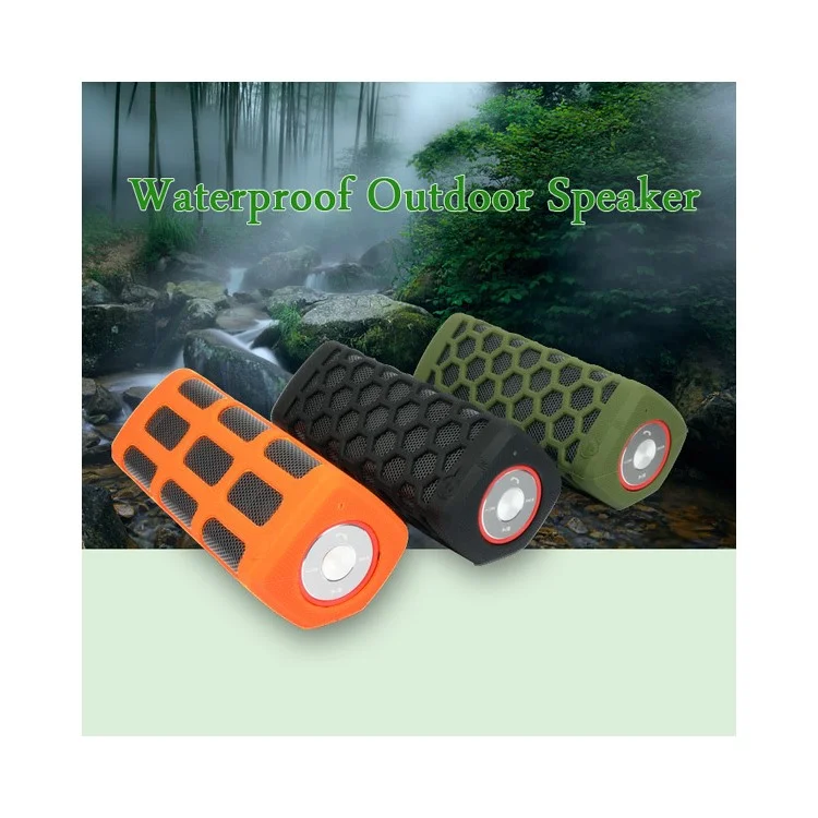 S777 2-in-1 IP64 10W Waterproof Bluetooth Speaker + 7000mAh Power Bank - Black