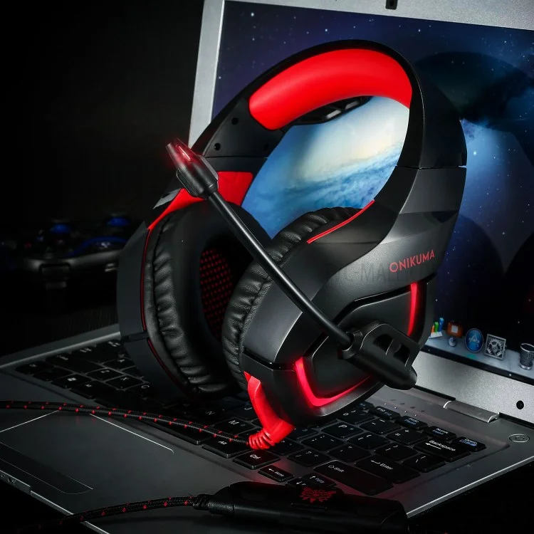 Onikuma K1-B 3,5 mm Stéréo USB LED Casque de Jeu de Jeu Avec Microphone Avec Microphone - Rouge