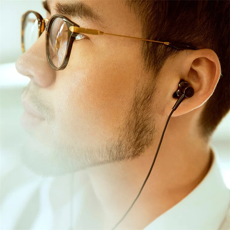 XIAOMI Active Noise Cancelling ANC Type-C In-ear Earphone with Mic for Xiaomi Mi6/ Mi5s /Mi5s Plus/ Mi5- Black