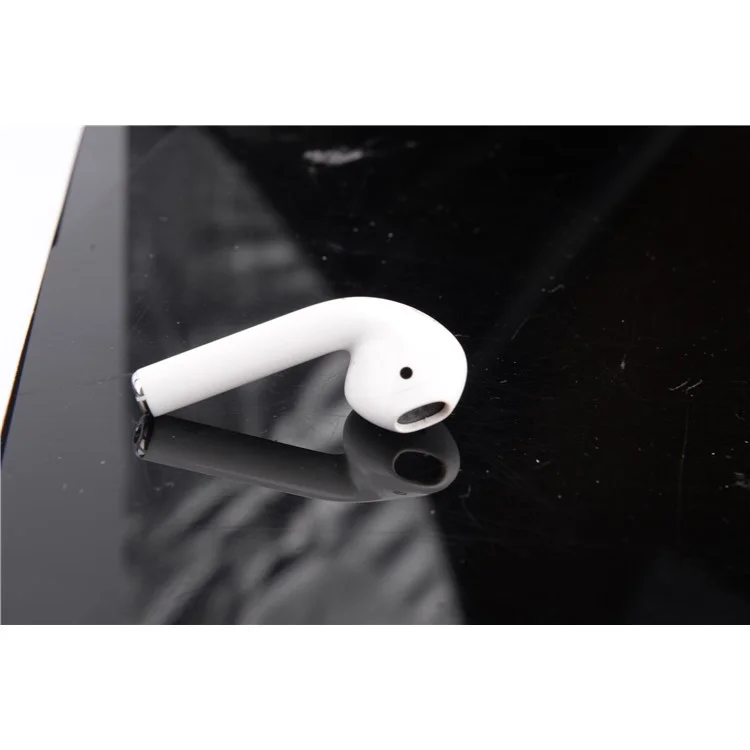 ISMILE Retro Style Genuine Leather Anti-lost Case Holder for Apple Airpods Charging Case with Carabiner