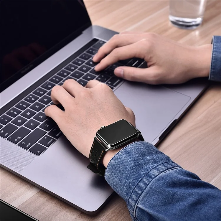 XOOMZ Classic PU Leather Honeycomb Watch Strap for Apple Watch Series 2/1 42mm - Black