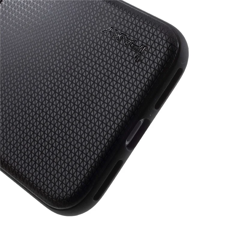 IPAKY PC + TPU Hybrid Grid Pattern Casing for iPhone 8/7 4.7 inch - Black
