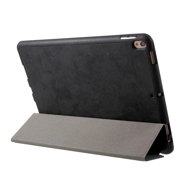 Retro Tri-fold Stand Leather Tablet Case with Pen Slot for iPad Pro 10.5-inch (2017) - Black