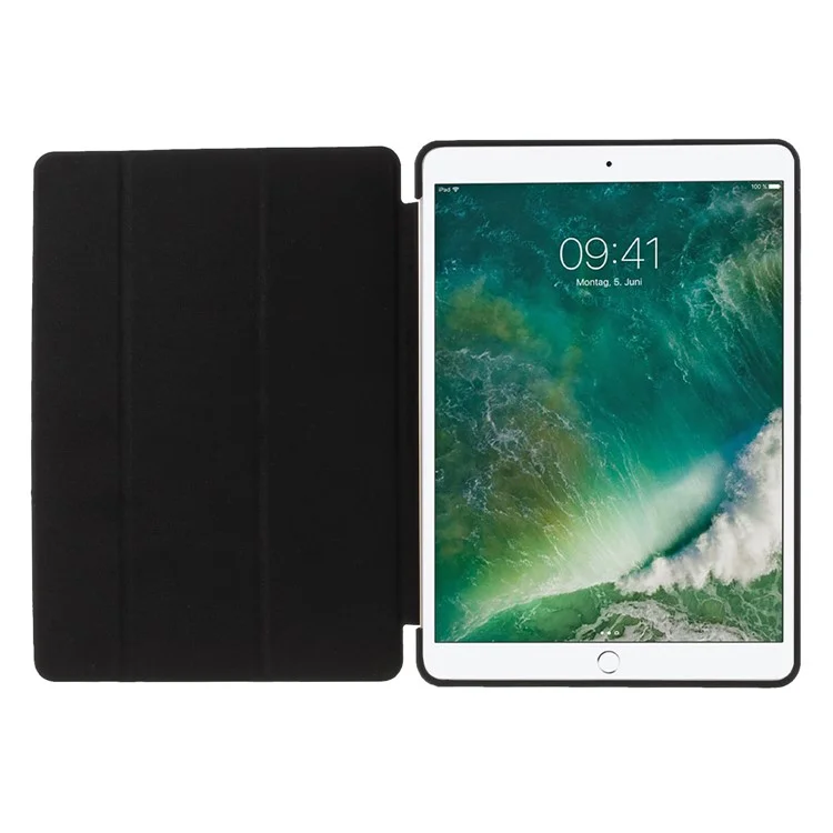 Pattern Printing Tri-fold Stand PU Leather Protection Cover for iPad Pro 10.5 (2017) - Panda