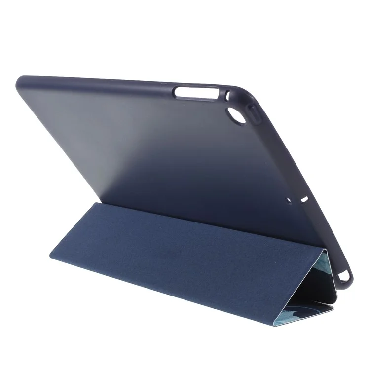 Estuche de Cuero de Stand Tri-pliegue Para Ipad de 9.7 Pulgadas (2018) /9.7 Pulgadas (2017)/Air 2/Air - Mariposa y Flor