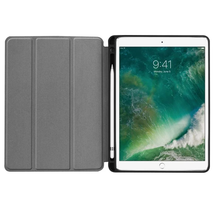 Slim Shock -resean Case Для Ipad Air 10.5 (2019) / Pro 10.5 (2017) PU Кожаная Таблетка Cover Cover Tri-cold Protector с Слотом Для Ручки - Черный