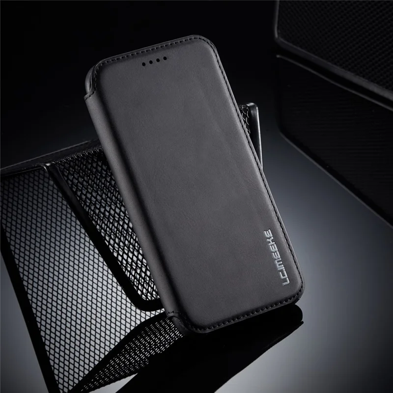 LC.IMEEKE for iPhone 11 6.1 inch (2019) Retro Style Leather Card Holder Phone Casing - Black