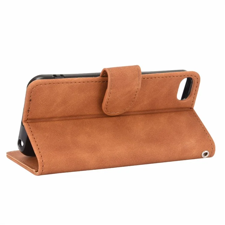 Skin-touch PU Leather with Wallet Shell for iPod Touch (2019)/6/5 - Brown