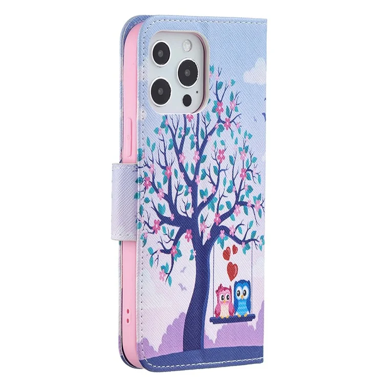 PU Leather Wallet Pattern Printing Stand Feature Magnetic Flip Cover for iPhone 13 Pro 6.1 inch - Tree and Owls