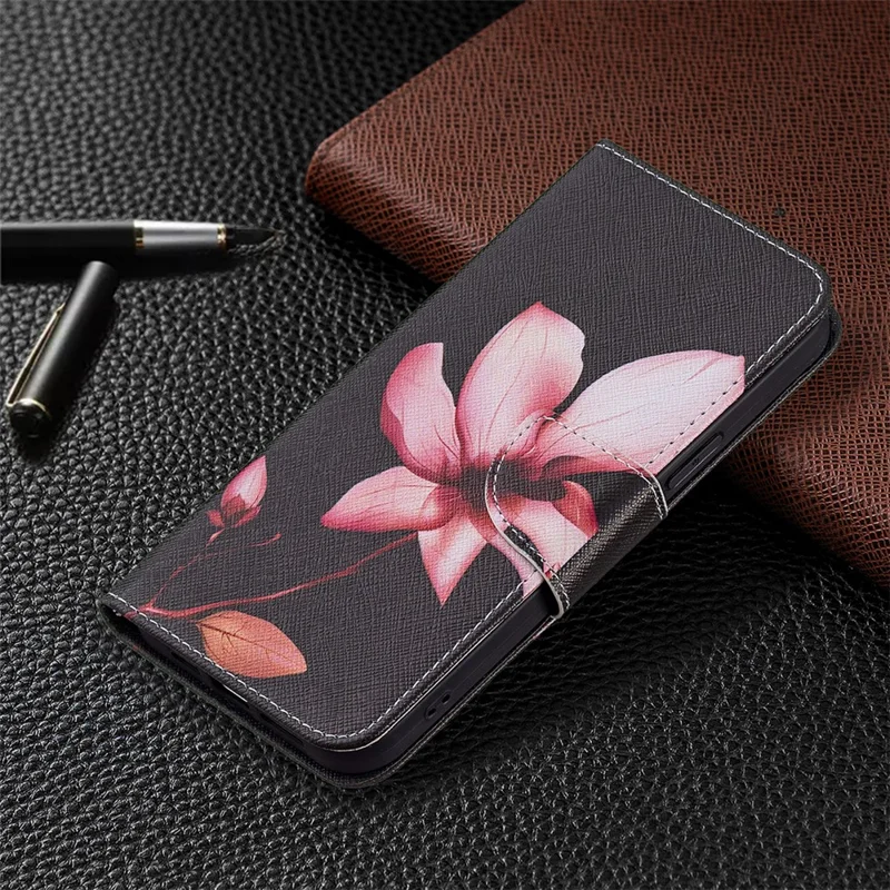 PU Leather Wallet Pattern Printing Stand Feature Magnetic Flip Cover for iPhone 13 Pro 6.1 inch - Lotus