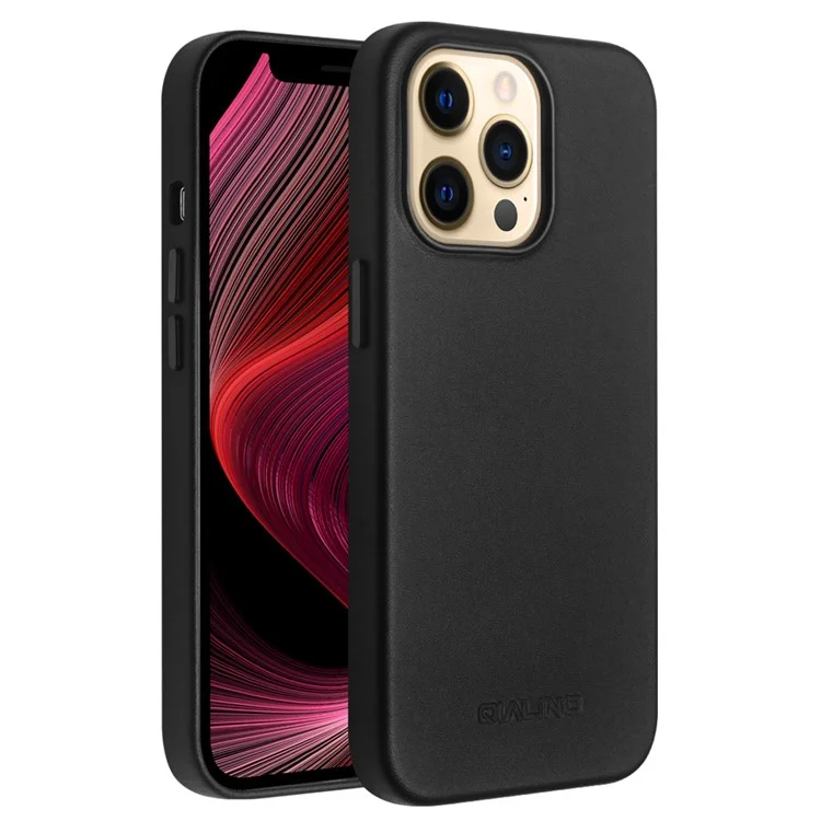 QIALINO Capa Protetora de Couro de Vaca Revestida Compatível com Carregamento MagSafe para iPhone 13 Pro Max 6.7 polegadas - Preto 