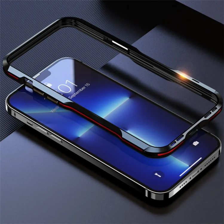 Housse de protection en aluminium ultra fine et résistante aux chocs LUPHIE pour iPhone 13 Pro 6.1 pouces - Rouge