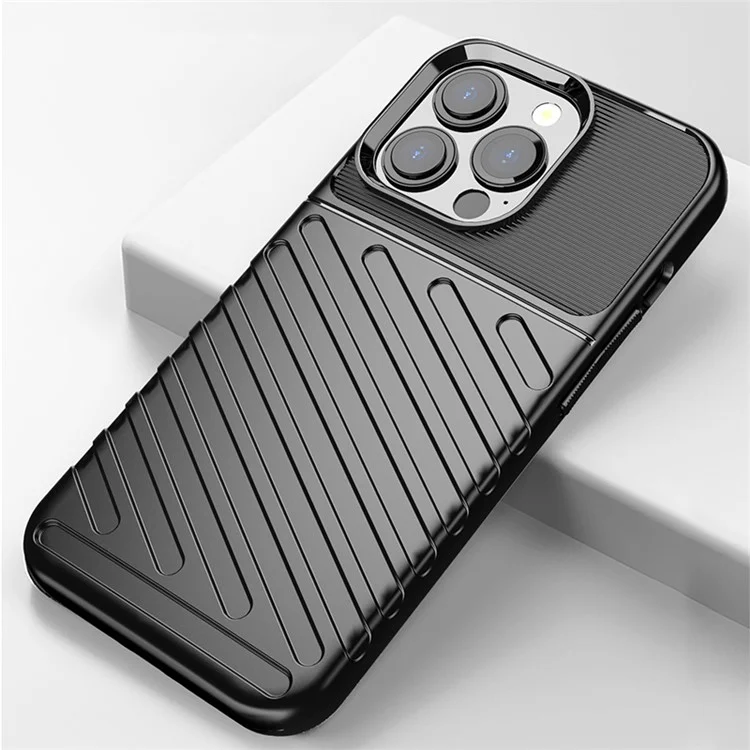 Thunder-Serie Twill-Textur-Soft-TPU-Anti-Drop-Handyhülle für iPhone 13 Pro 6.1 Zoll - Schwarz