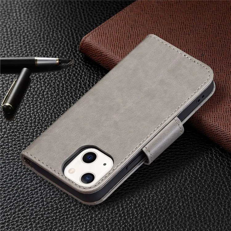 Impressum Butterfly PU Leder Flip Wallet Hülle Mit Ständer Und Handgelenksgurt Für Iphone 13 6,1 Zoll - Grau