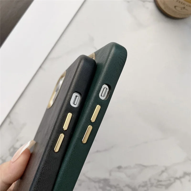 PU Leather Coated PC Case Phone Back Cover Protector for iPhone 13 Pro 6.1 inch - Black