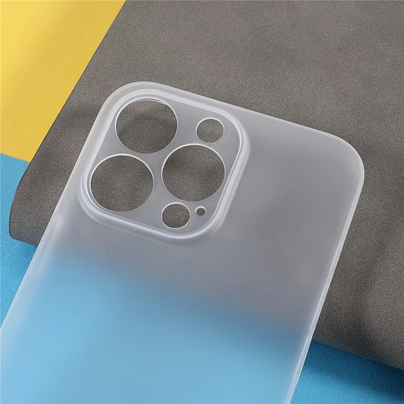 Matte Surface Ultra Slim Light Anti-Scratch Precise Cutout Hard PC Phone Case for iPhone 13 Pro 6.1 inch - White