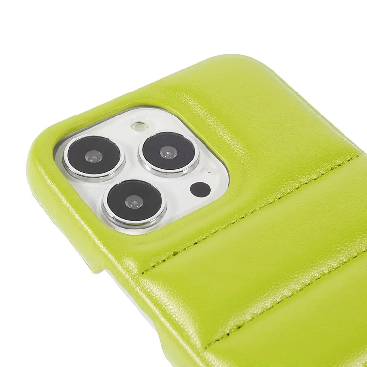 Down Coat Series Anti-fall PU le Cuir Enduit PC PC Mobile Téléphone Back Case de Protection Pour Iphone 13 Pro 6,1 Pouces - Vert Clair