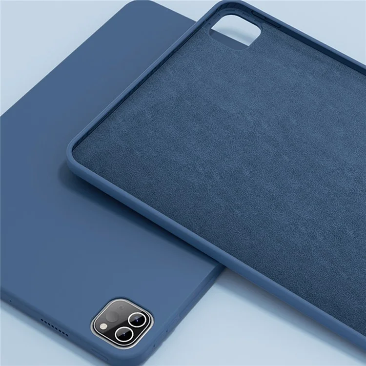MUTURAL Microfiber Lining Liquid Silicone+PC Protective Tablet Case Cover for iPad Pro 12.9 (2022) / (2021) / (2020) / (2021) / (2022) - Baby Blue