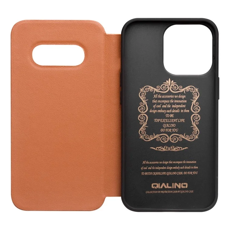Qialino Ultra Fina Flip Folio Couro Genuíno Caso De Telefone De Capa Bem Protegido Com Janela De Visualização Para IPhone 13 6.1 Polegadas - Marrom
