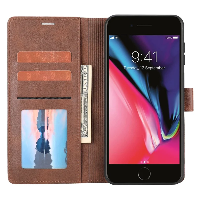 For iPhone 6/7/8 4.7 inch/iPhone SE (2020)/(2022) Drop-proof Phone Flip Leather Case Wallet with Magnetic Clasp Shock Resistant Splicing Phone Protective Cover Stand - Brown