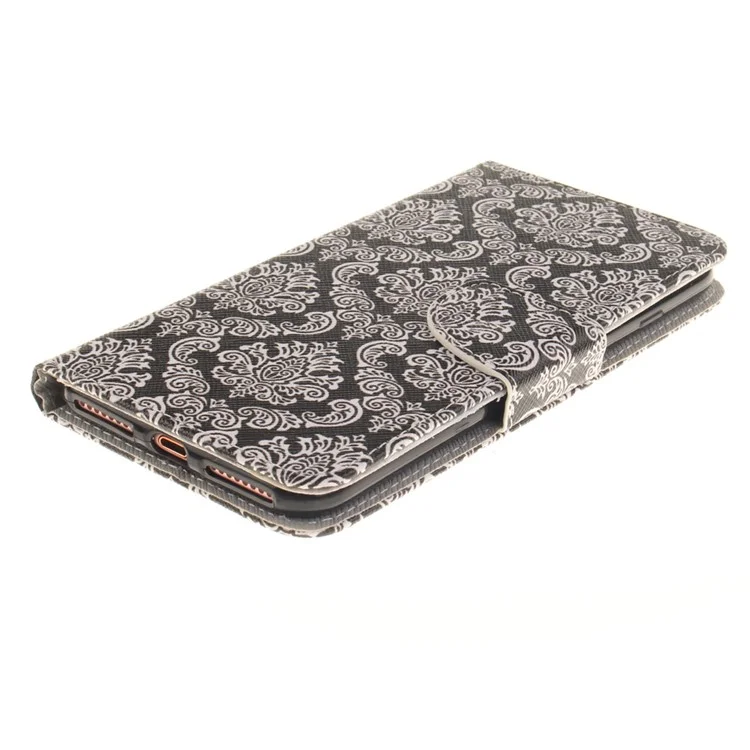 Wallet Leather Stand Case for iPhone 8 Plus / 7 Plus - Damask Flowers