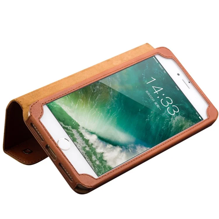 QIALINO para iPhone 8 Plus / 7 Plus Funda de piel de vaca tipo folio retro con ranuras para tarjetas - Marrón