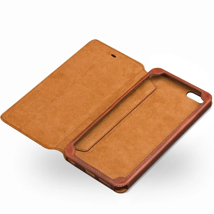 QIALINO para iPhone 8 Plus / 7 Plus Funda de piel de vaca tipo folio retro con ranuras para tarjetas - Marrón