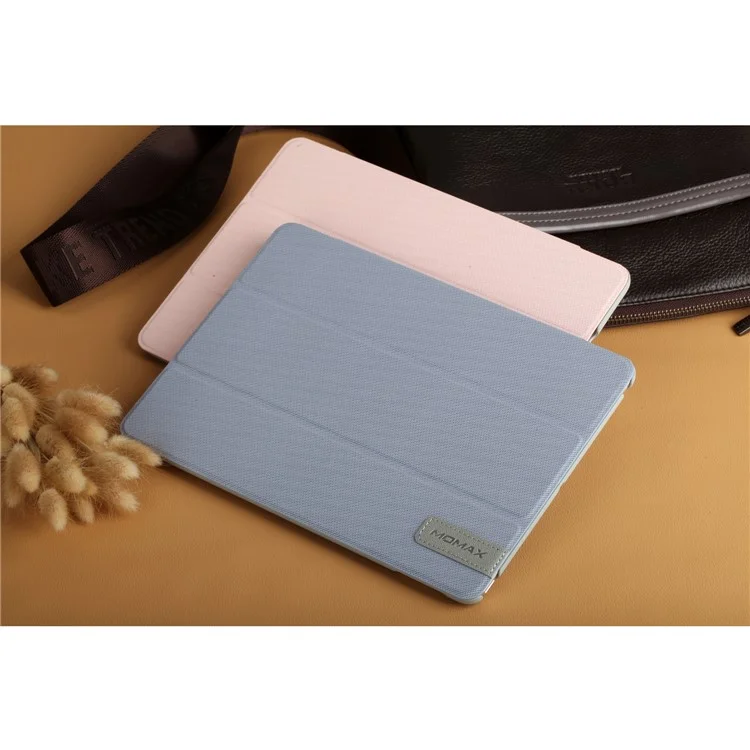 MOMAX Smart Cloth Texture Tablet Rotary Stand Shell for iPad 9.7 (2018) / 9.7 (2017) - Pink