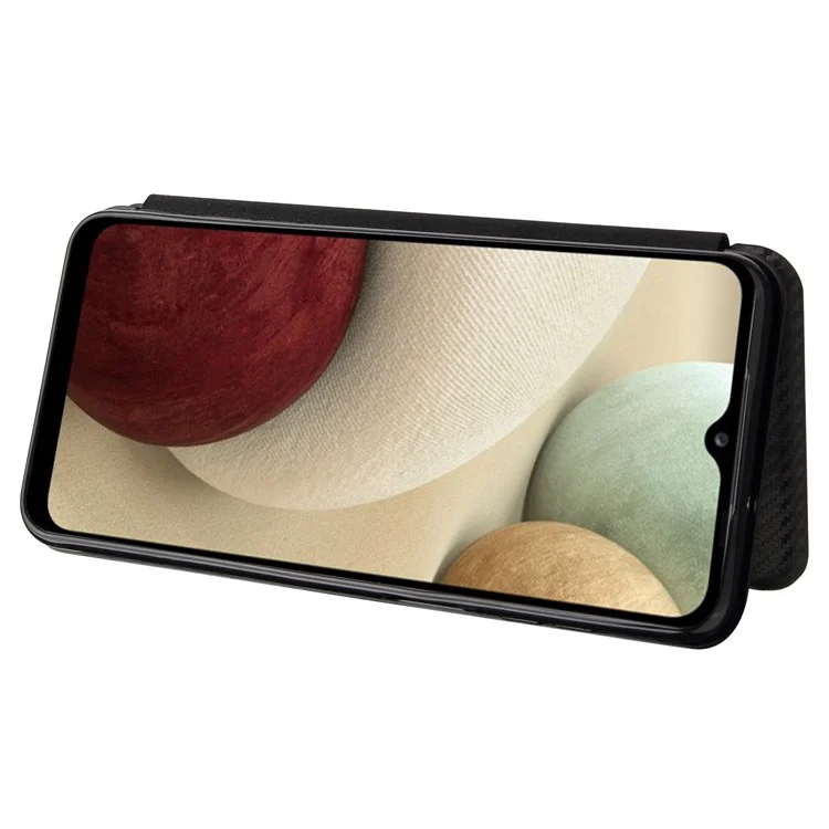 Funda de cuero de fibra de carbono autosorbente con soporte para tarjetas y correa anular para Samsung Galaxy A12/M12 - Negro