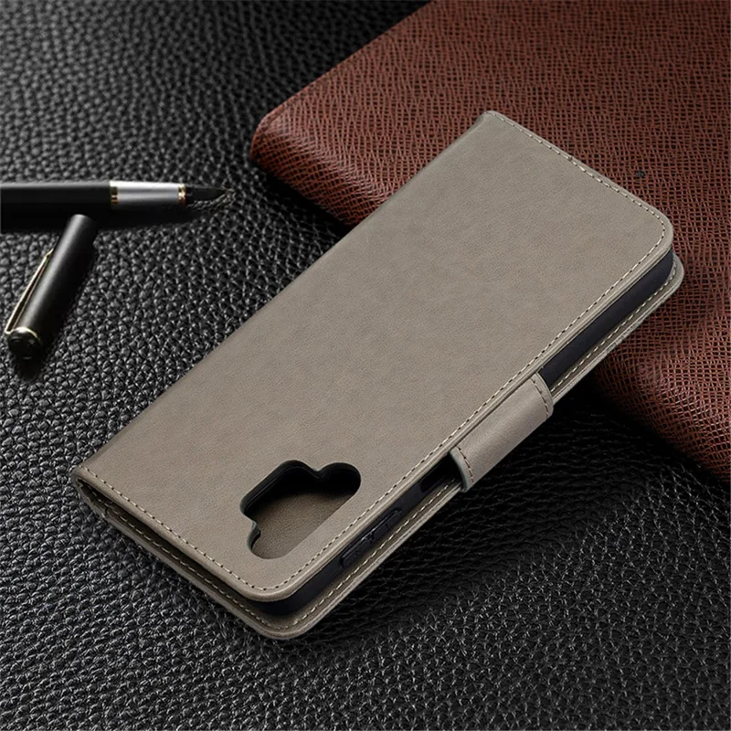 For Samsung Galaxy A32 5G / M32 5G Imprint Butterflies Wallet Stand Flip Leather Phone Shell - Grey