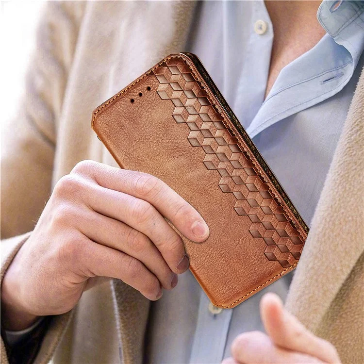 Ауто-абсорбированный Rhombus Implinting Leather Phone Cover Для Samsung Galaxy A22 4G (версия Eu) - Коричневый