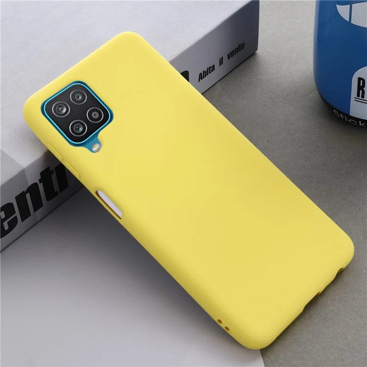 Coperchio di Protezione da Shock Con Protezione Per Body Full-soft Touch Silicone Liquido Per Cinghia Per Samsung Galaxy M32 (versione Globale) - Giallo