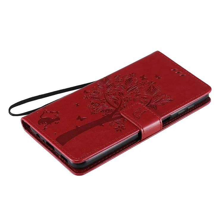KT Imprinting Flower Series-3 Katze und Baum Prägung Classic Lederbeschichetet TPU Hülle mit Ständer und Geldbörse für Samsung Galaxy A12 - Rot