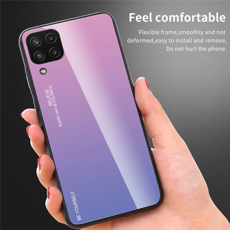 Custodia per telefono in vetro e TPU con colore sfumato e antigraffio per Samsung Galaxy M32 (versione globale) - Blu/Nero