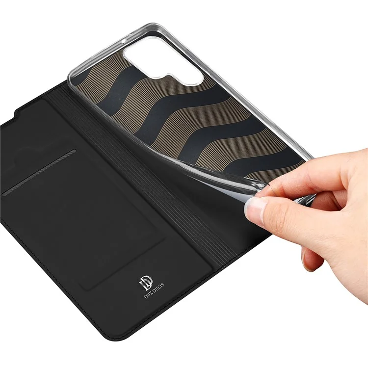 DUX DUCIS Skin Pro Series Funda con tapa de piel PU, soporte y ranura para tarjeta, a prueba de golpes, para Samsung Galaxy S22 Ultra 5G - Negro