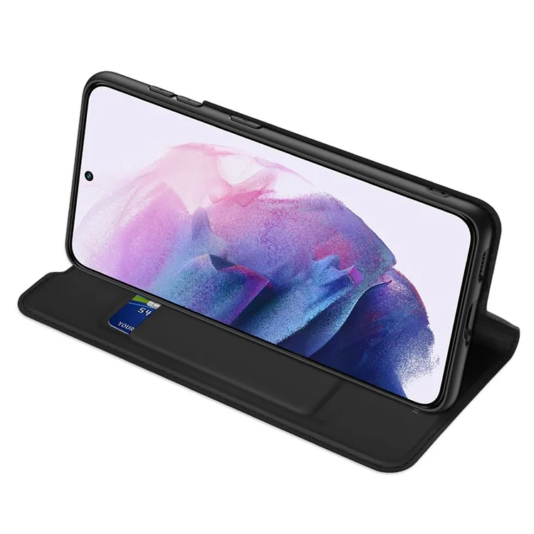 DUX DUCIS Skin Pro Series para Samsung Galaxy S22 5G Capa de telefone de couro PU com slot para cartão, suporte dobrável, fechamento magnético automático e à prova de choque - Preto