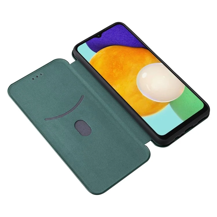 Funda horizontal con cierre magnético y soporte, con ranura para tarjeta y correa de anillo, de piel sintética de fibra de carbono, para Samsung Galaxy A13 5G / A04s 4G (164,7 x 76,7 x 9,1 mm) - Verde