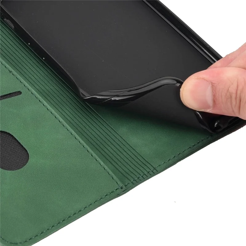 Scratch-resistant Flip Phone Case Splicing Leather Phone Stand Cover Shell for Samsung Galaxy A22 5G (EU Version) - Green