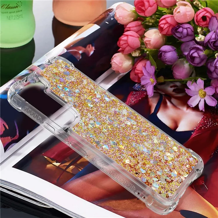 Weiche TPU-Klar-Cover-Bewegungsquicksand-Glitzer-Niedliche Handyhülle für Samsung Galaxy S22+ 5G - Goldene Herzen