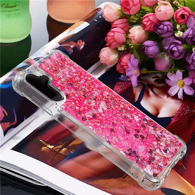 Quicksand Flowing Moving Glitter Flexible TPU Shockproof Cute Phone Case for Samsung Galaxy A13 5G / A04s 4G (164.7 x 76.7 x 9.1 mm) - Pink Hearts