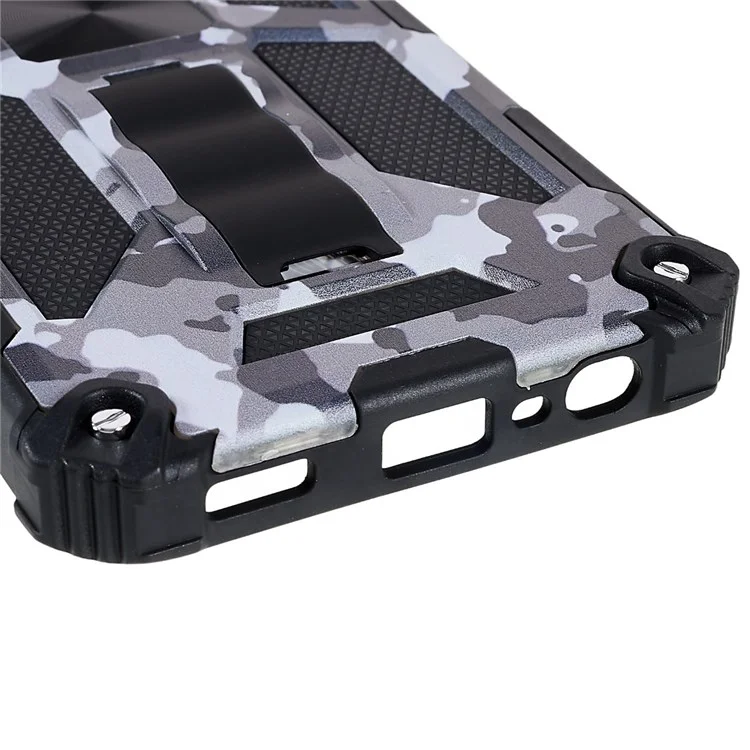 Stoßfester Militärische Tarnung Design Anti-Sturz Handyhülle mit verstecktem Ständer und eingebautem Metallblatt Handytasche für Samsung Galaxy A13 5G - Tarnfarbe Schwarz