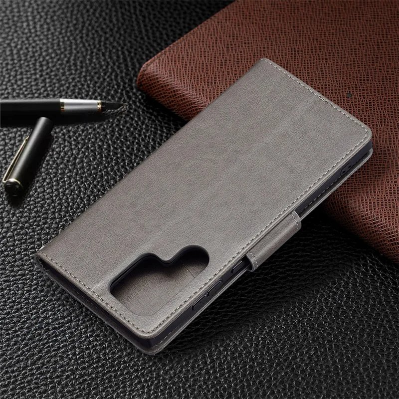 PU Leather Flip Folio Cover Butterfly Imprinted Wallet Stand Shockproof Protective Cover with Strap for Samsung Galaxy S22 Ultra 5G - Grey
