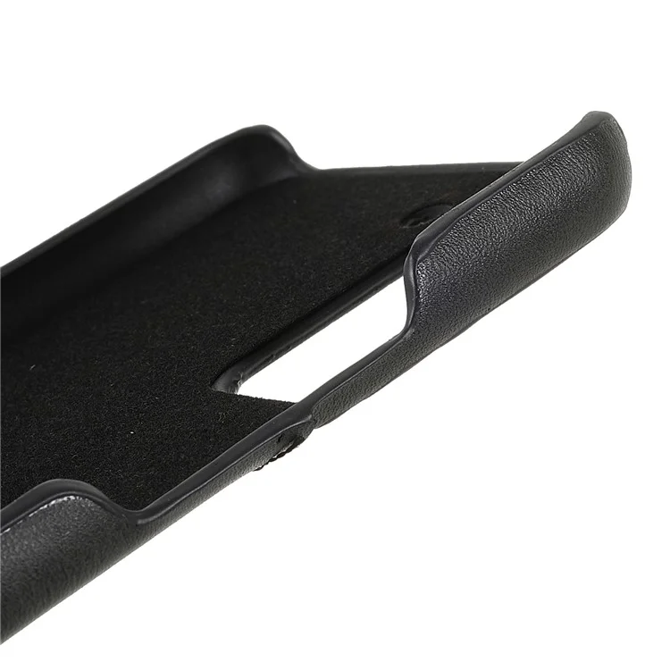Anti-drop Phone Case PU Leather Coated PC Back Phone Cover mit 2 Kartenfächern für Samsung Galaxy S22 5G - Schwarz