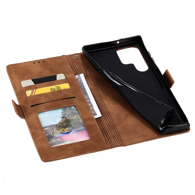 Stand Wallet Design Scratch-resistant Retro Style Color Splicing PU Leather Phone Case with Handy Strap for Samsung Galaxy S22 Ultra 5G - Marrom